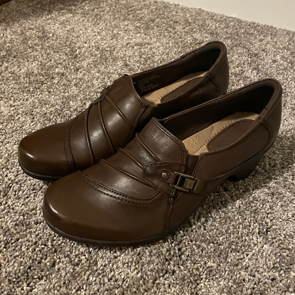 NWOT Earth Origins Brown Shoe Sz 8.5